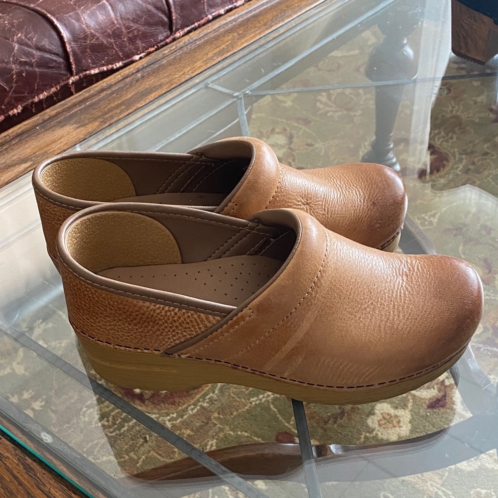 Women's Dansko Tan Leather Clogs